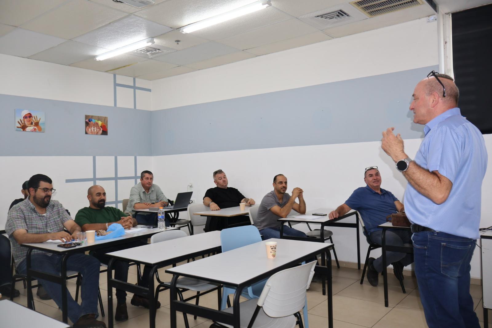 סיור מודרך ברצפת הייצור